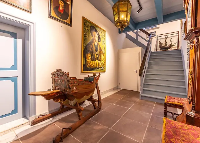 Herrenhaus - Attena Appartement Krummhörn